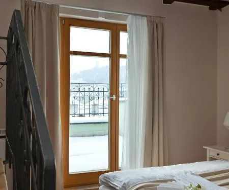 Prague Holiday Apartments Apartmanhotel 4*