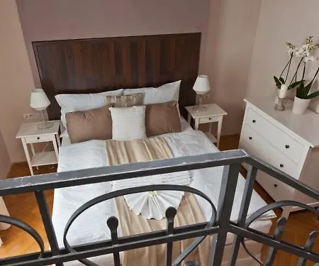Prague Holiday Apartments Apartmanhotel